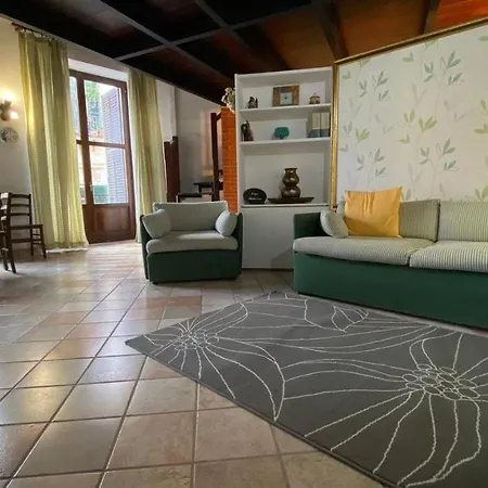 Lägenhet Casa Monviso Le Fuoriserie