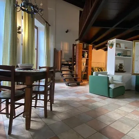 Casa Monviso Le Fuoriserie Lägenhet *