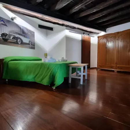 Lägenhet Casa Monviso Le Fuoriserie *